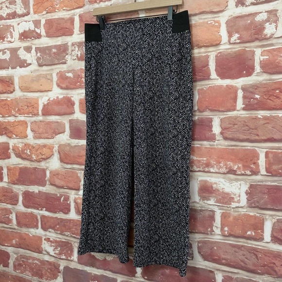 Soho Pants Women's Small Black White Abstract Stretchy Pull On Wide Leg Cropped - Picture 3 of 11